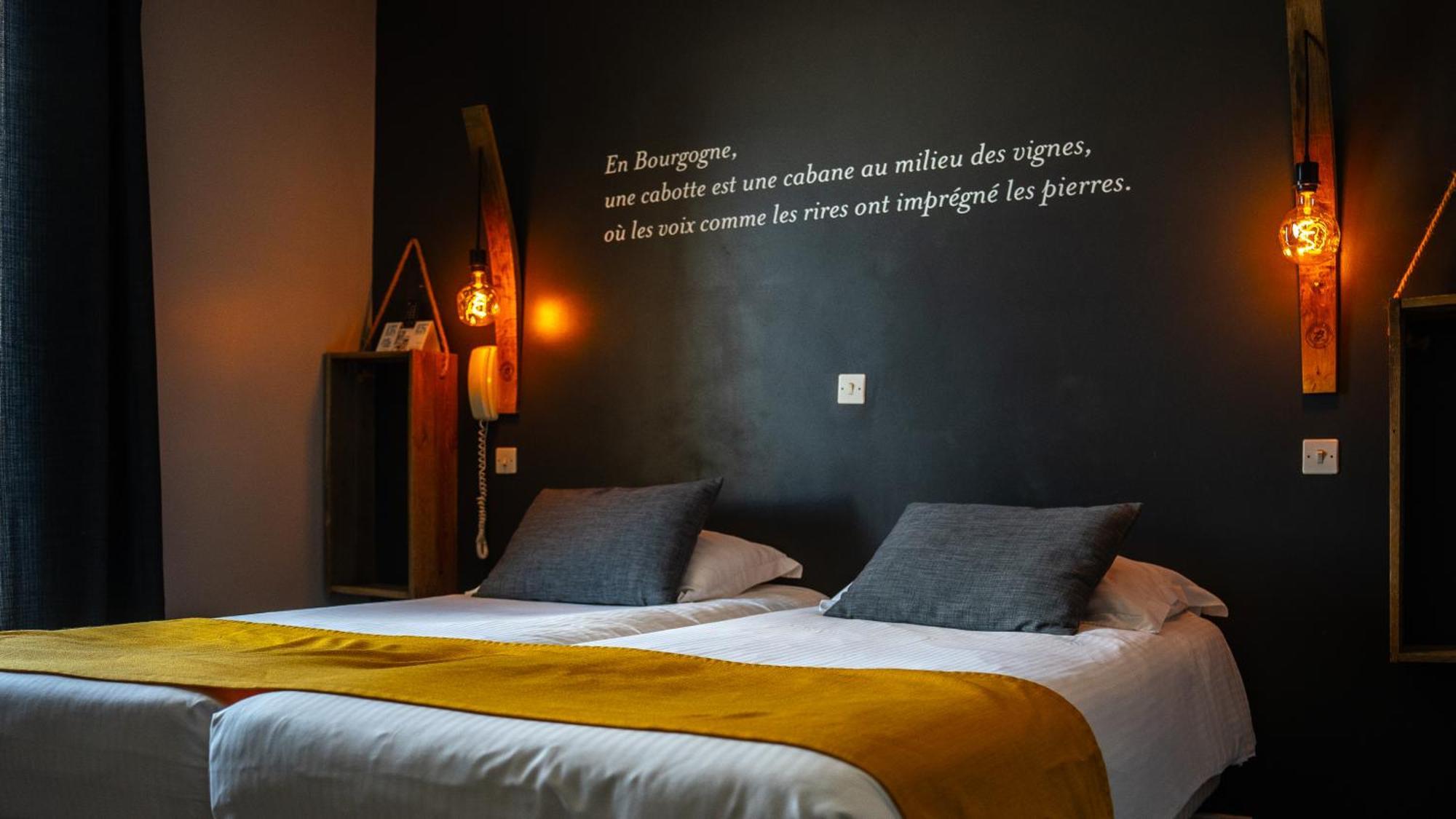 Hotel Parc Adelie - Logis Hotels 몽타그니레본 외부 사진