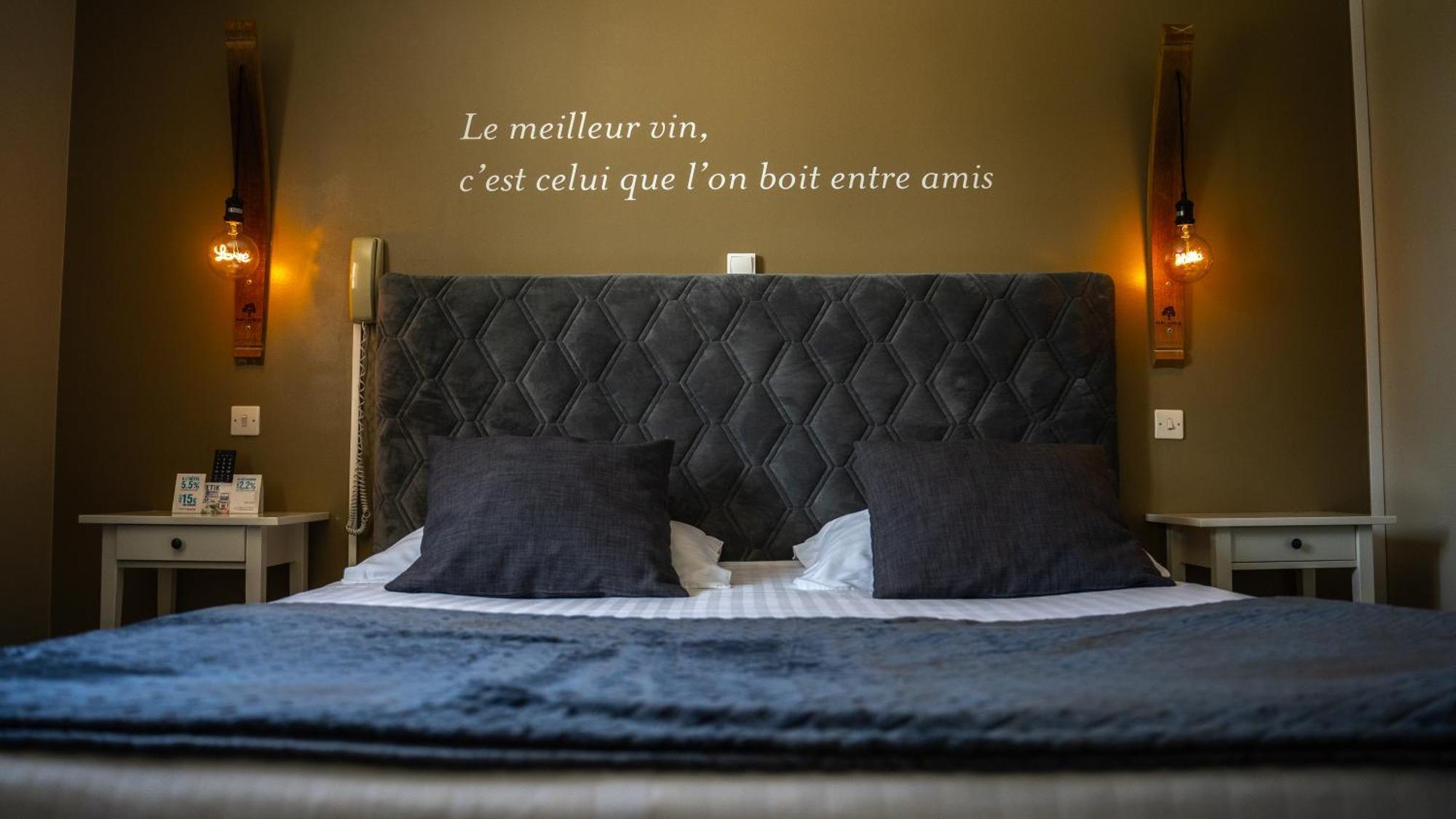 Hotel Parc Adelie - Logis Hotels 몽타그니레본 외부 사진