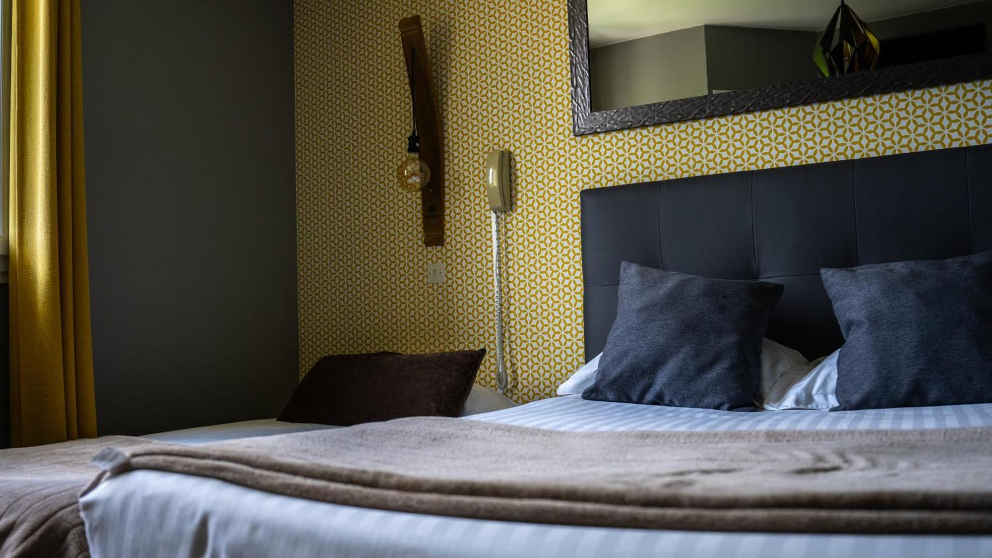 Hotel Parc Adelie - Logis Hotels 몽타그니레본 외부 사진