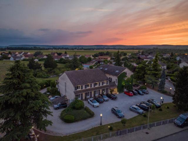 Hotel Parc Adelie - Logis Hotels 몽타그니레본 외부 사진